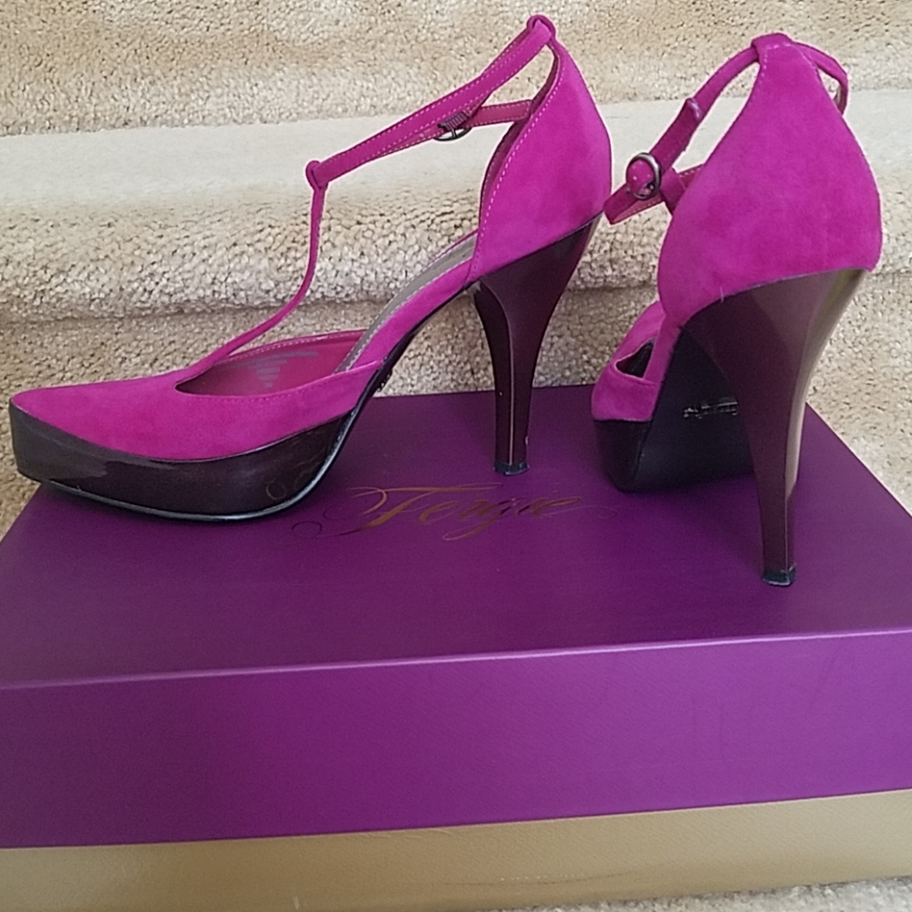 Fergie Ravish Pumps - Picture 3 of 8